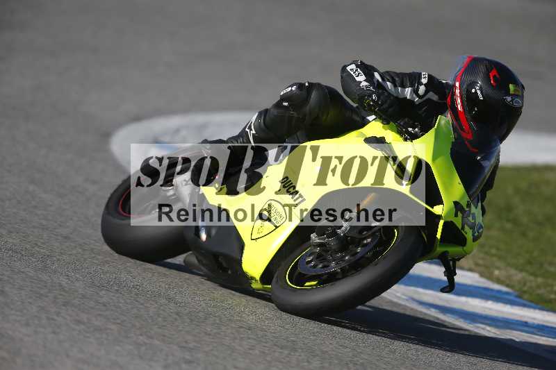 /Archiv-2024/02 29.01.-02.02.2024 Moto Center Thun Jerez/Gruppe gruen-green/229